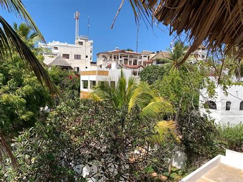 STOPOVER GUEST HOUSE AND RESTAURANT (Lamu Island) - Guesthouse Reviews ...