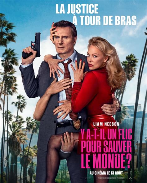 Critique du film Y a-t-il un flic pour sauver le monde ? - AlloCiné