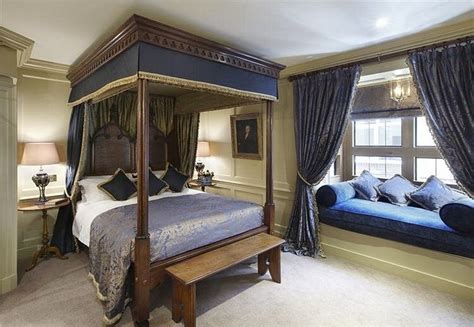 HAZLITT'S HOTEL, London (₹̶ ̶3̶1̶,̶1̶9̶6̶) ₹ 27,307 Reviews & Photos