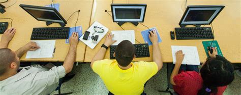 Information Drawing 的图像结果