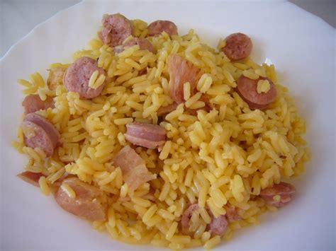 Arroz con salchichas Recipe - (2.9/5)