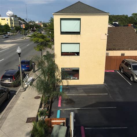 CROSSWINDS REHOBOTH BEACH - Motel Reviews, Photos, Rate Comparison ...