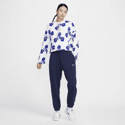 FFF Women's Nike Football Long-Sleeve Striped Top. Nike IN