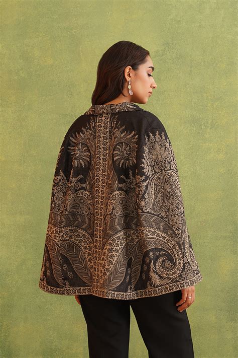 Charcoal Black Paisley Cape: A Stylish Statement – INCHING INDIA