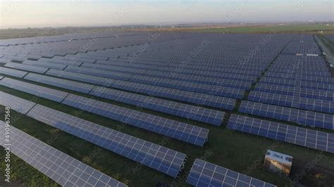 Solar Panel Field 的图像结果