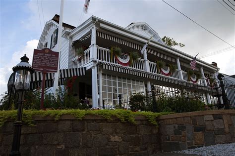 Home - The Black Horse Tavern & Pub | New Jersey | Classic American Cuisine