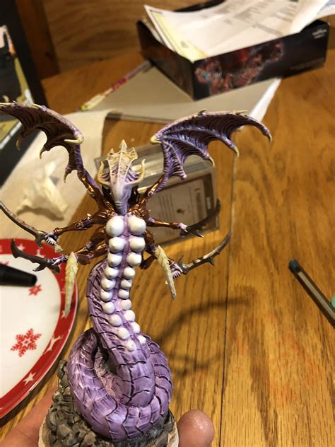 Daemon Prince(ss) of Slaanesh (model from Creature Caster) : r/Warhammer40k