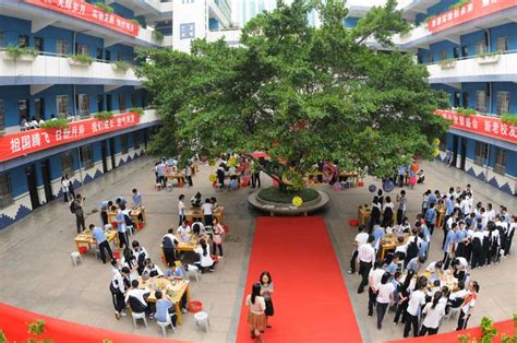 110名学生上了一本，深圳这所学校厉害了！ _读特新闻客户端