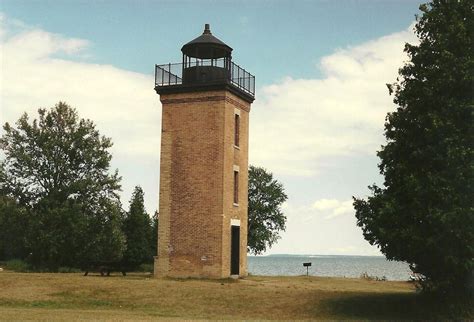 Michigan - Peninsula Point Lighthouse | Lighthouse, Hiawatha national ...