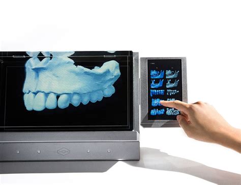 Holographic Computer Display 的图像结果