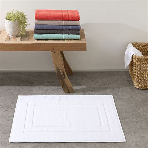 Shop Luxury Bath Mat - White Online | Bed Bath N' Table