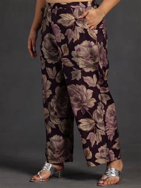 Trendy Plus Size Clothing for Women Online on Libas.