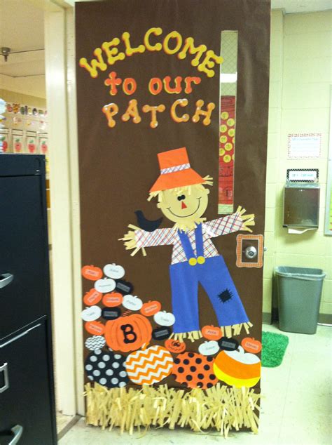 Fall Door Decoration Ideas For School