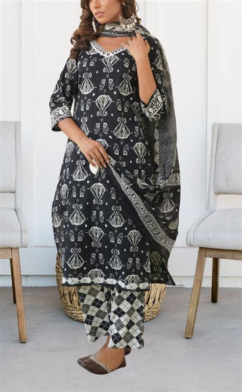 Black Jaipur Cotton Kurti With Pant And Dupatta Set .Pure Versatile ...