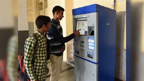 Delhi Metro: New Rs 10, Rs 50, Rs 200, other notes still not working at ...