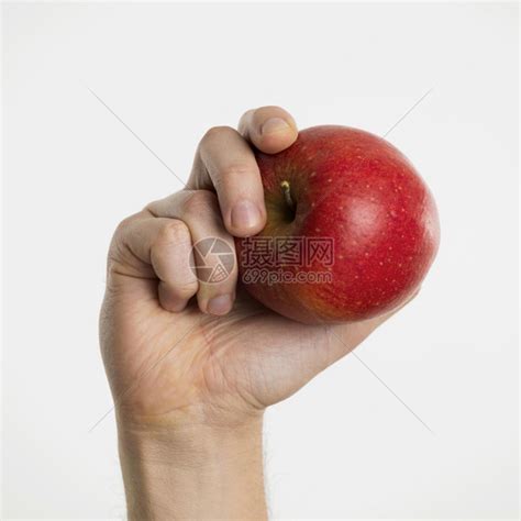 手握苹果一顿饭自然重量高清图片下载-正版图片307813555-摄图网