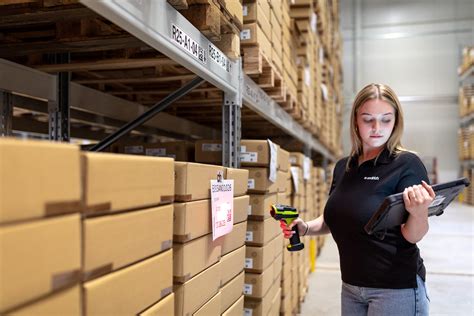 novitronic - Ihr Experte für elektronische Bauelemente und Lösungen