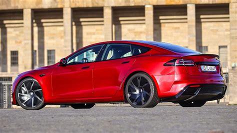Tesla Model S Plaid (2026) im Test: Wahnsinn… - automobile.at