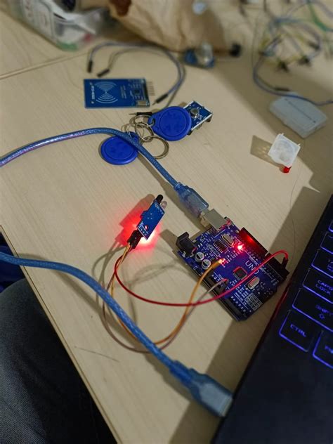 Arduino IR Sensor How to Read Data 的图像结果