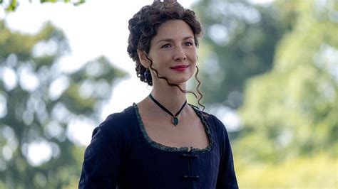 Outlander's Caitríona Balfe stuns fans with new look for latest project ...