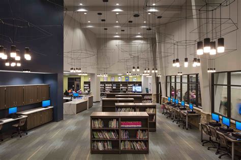 Woodland Acres Elementary | Pfluger Architects