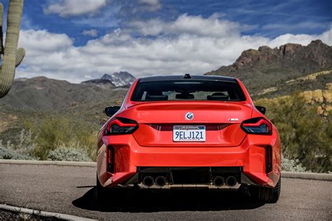 G87 BMW M2 vs. Porsche 718 Cayman GTS 4.0