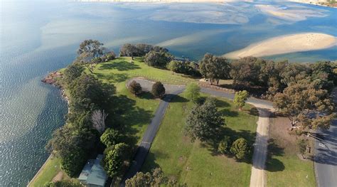 MALLACOOTA FORESHORE HOLIDAY PARK - Campground Reviews & Photos ...