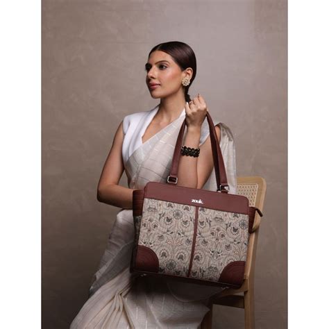 Buy Zouk Pedana Kalamkari Classic Work Shoulder Bag Online
