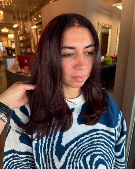 15 Cherry Brown Hair Color Inspirations for Your Next Salon Visit ...