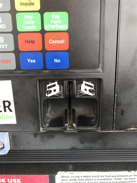This credit card slot at Exxon : r/CrappyDesign