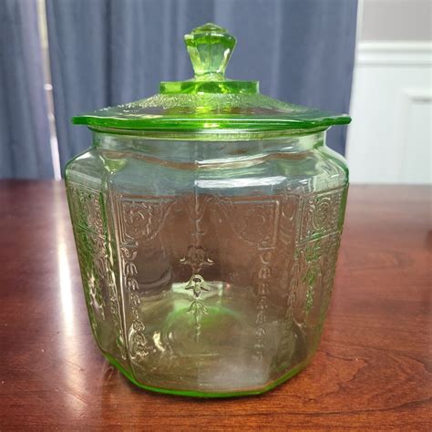 Uranium Glass Cookie Biscuit /Jar Depression Vaseline Glass 1931 Great ...