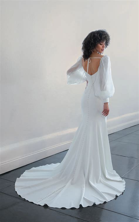 Simple Sheath Wedding Dress | Martina Liana Wedding Dresses