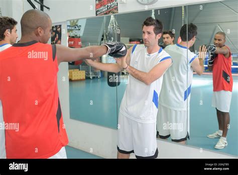 Boxing Man 的图像结果