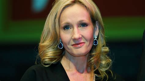 Mum pens heartbreaking letter to J.K. Rowling after daughter's cancer ...