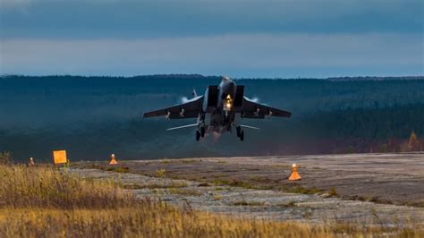 Противолодочный самолёт ВВС Норвегии над Баренцевым морем - ANNA NEWS
