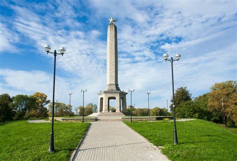 За вином, сыром и улитками! (Великие Луки, Псков, Изборск) :: Экскурсии ...