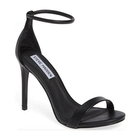 Ananya Panday’s wardrobe is proof that you can never go wrong with an ...