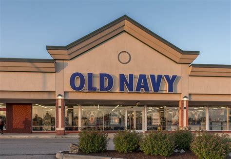 RK Newport Towne Center | Newport - RK Centers