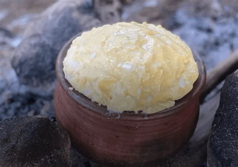 Apis cerana: Indigenous Honey Bee Powering Nature – Svastya Organic Farms