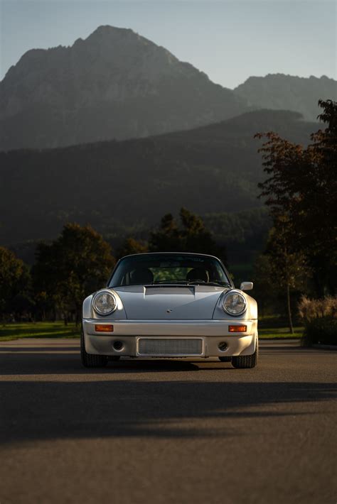 The Story of the First-Ever Porsche 911 Turbo Started Back When 256 HP ...