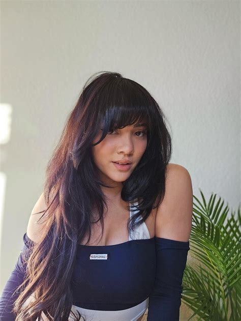 Cinna will steal your man! - Chapter 1 - Smutline - Video Blogging RPF [Archive of Our Own]