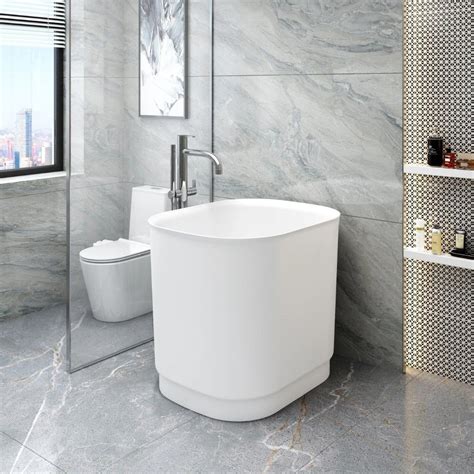 Pin by Amy BOC on dream bathroom | Japanese soaking tubs, Soaking ...