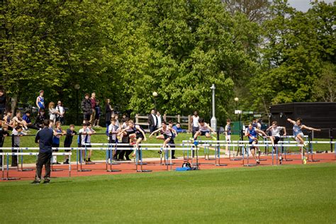 「英国私立中学」威雅公学（Wycombe Abbey）：全日制私立寄宿学校 – 下午有课