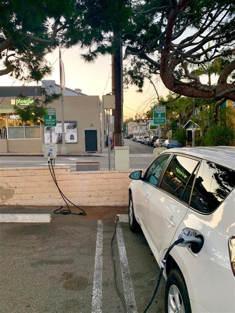 LADOT Parking Lot 731 | Los Angeles, CA | EV Station