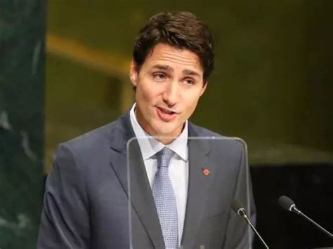 加拿大总理吸引眼球的特殊技能:“袜子外交”_新闻中心_中国网