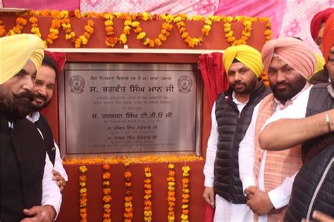 PWD मंत्री ने शुरू करवाया पक्खोवाल रोड की कायाकल्प का काम - pwd ...
