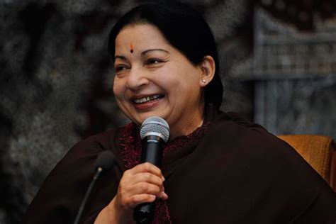 CM Jayalalithaa flags off 200 new buses