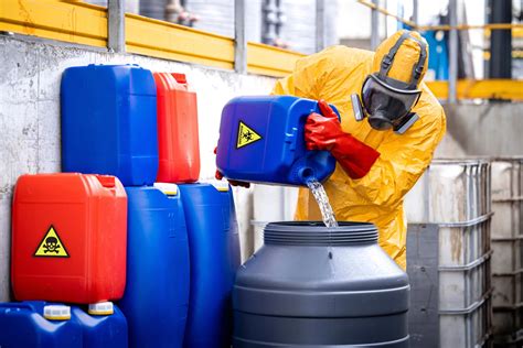 How to Handle Toxic Chemicals | The Chemistry Blog
