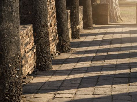 Class in 1 John: The Generosity of God's Jealousy - Idolatry and Israel ...