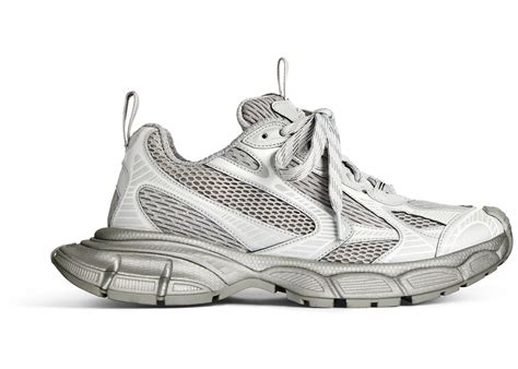 Balenciaga – Kicks Machine